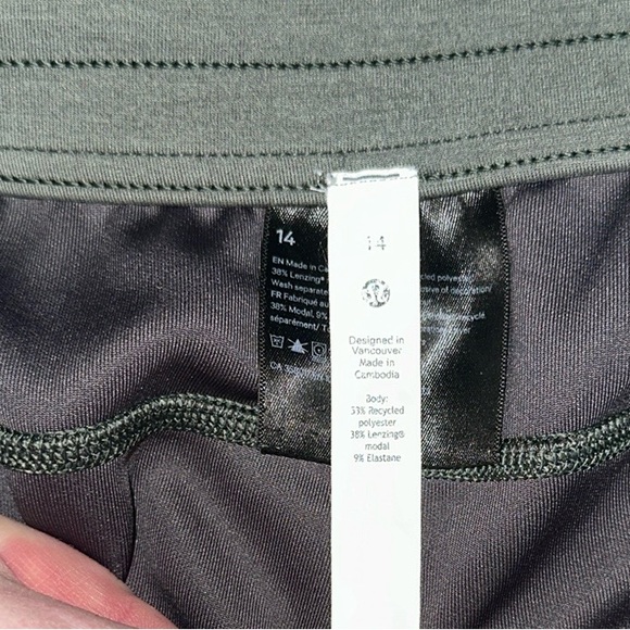 Lululemon High Rise Softstreme Pant - Picture 8 of 15